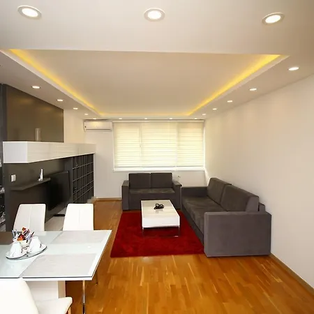 Apartman Nukleus Free Garage Parking